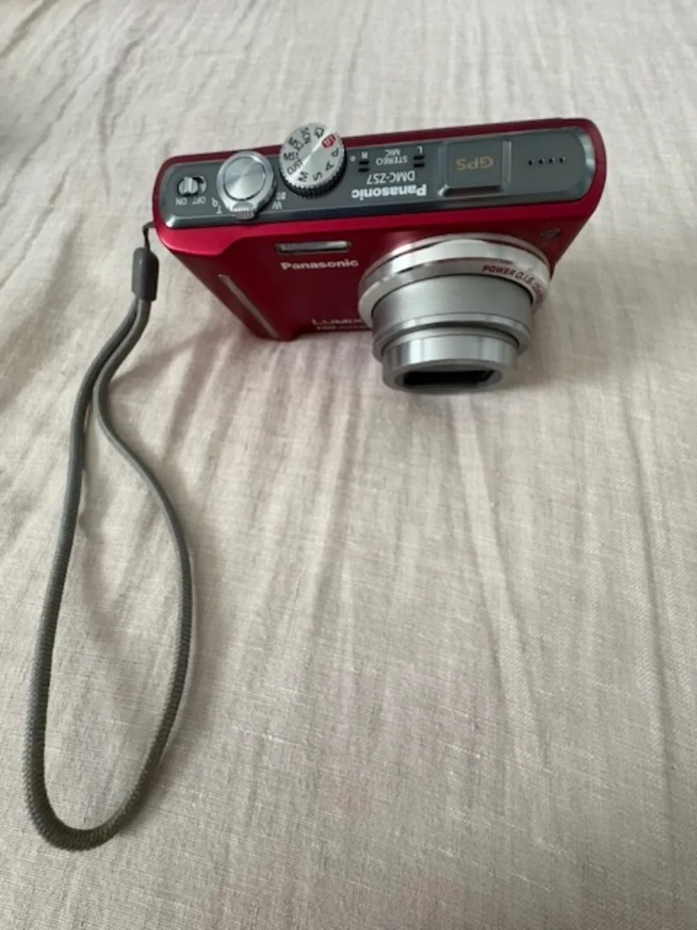 Panasonic LUNIX ZS7 Compact camera with all its accessories